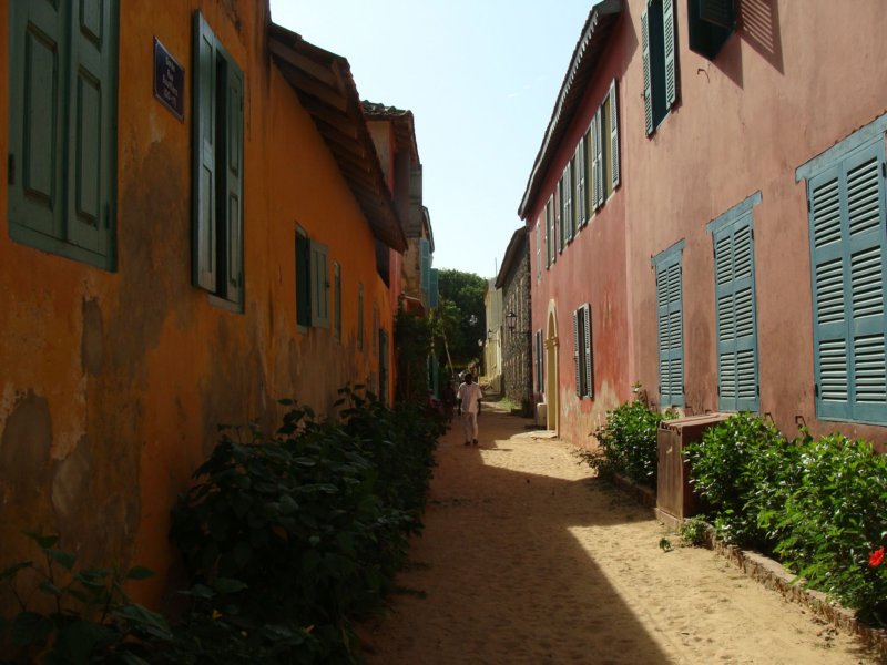 streetgoree.jpg